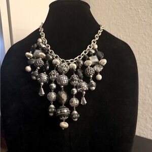 Silvertone Black & Clear Faceted Hanging Beads Statement Necklace Preowned 18”